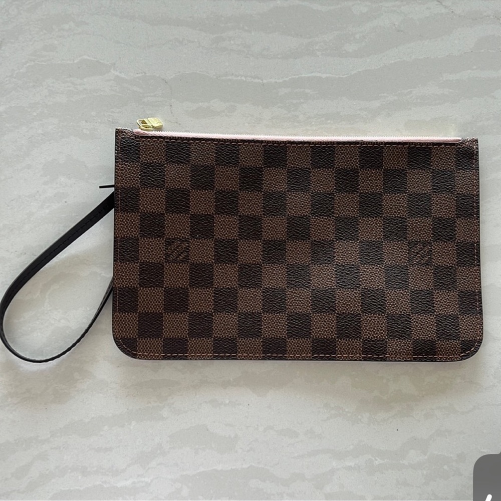 Louis Vuitton Ebene Damier MM wristlet